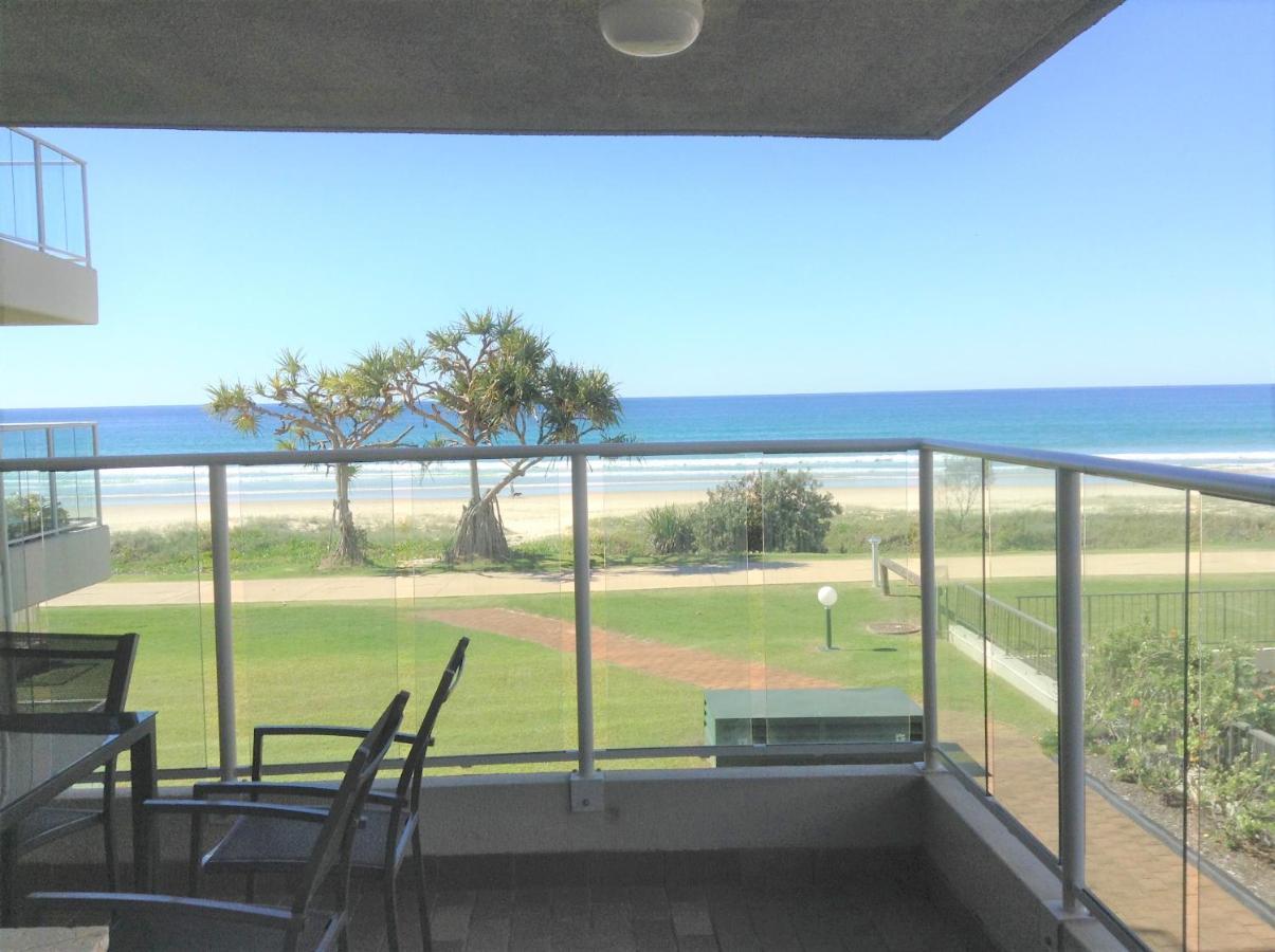 Pacific Surf Absolute Beachfront Apartments Голд-Кост Экстерьер фото