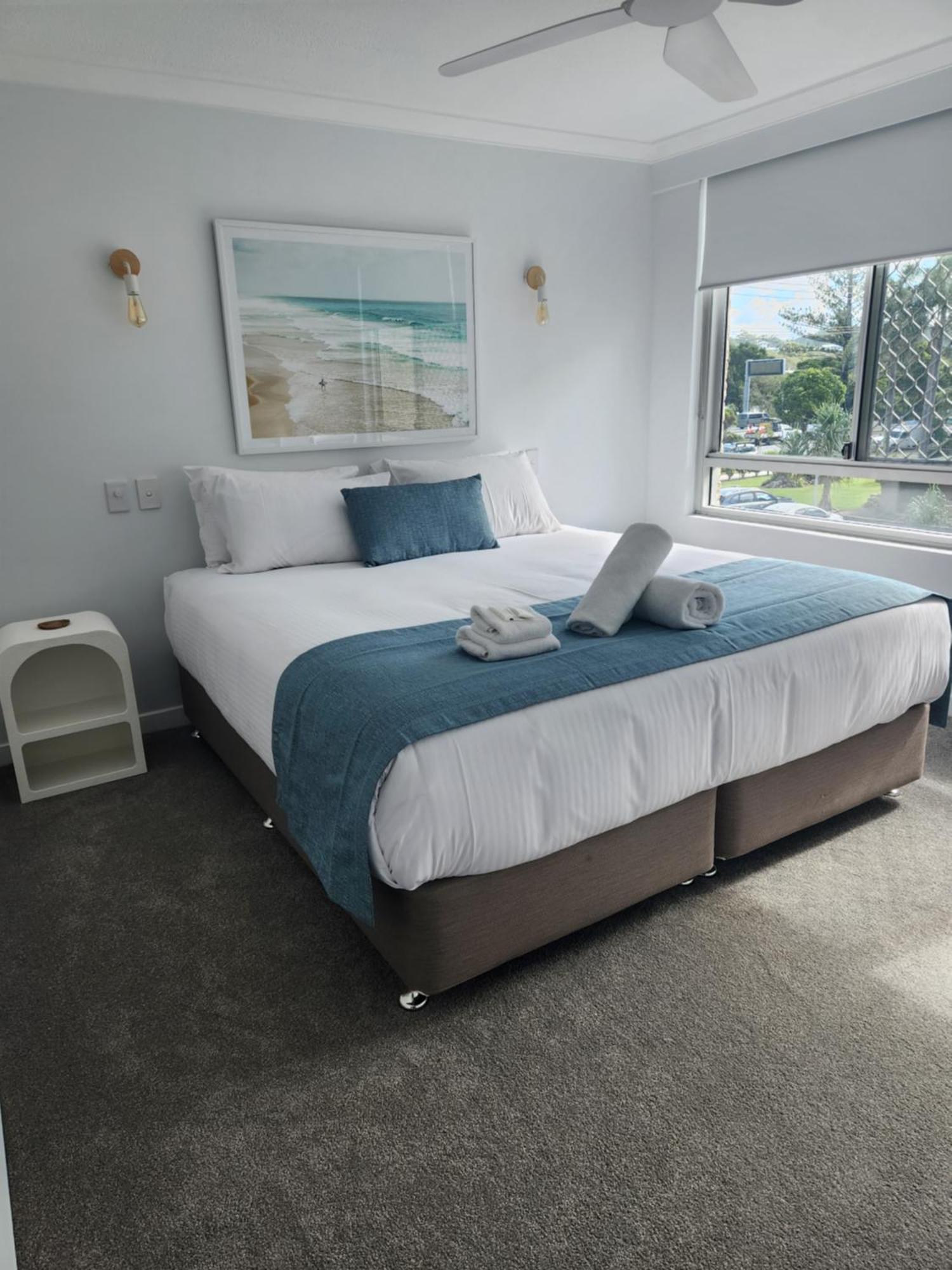 Pacific Surf Absolute Beachfront Apartments Голд-Кост Экстерьер фото